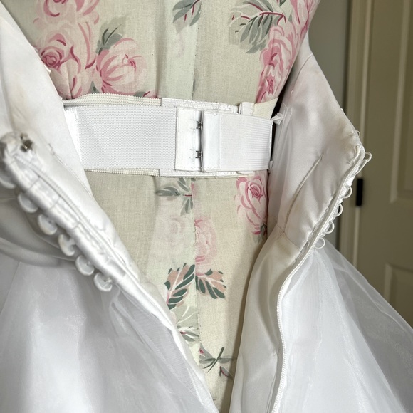 Disney Fairytale Wedding Dress - Picture 9 of 16